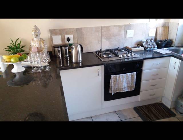 1 BEDROOM APARTMENT TO LET IN CHASEDENE